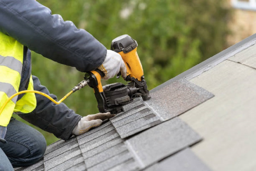 The Benefits of Asphalt Shingles