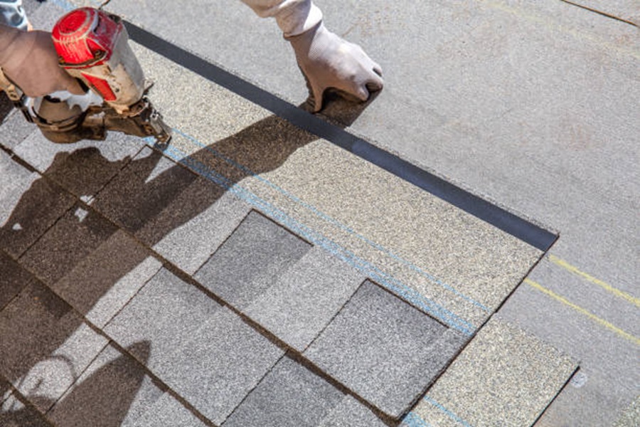 When Is the Best Time to Replace a Roof