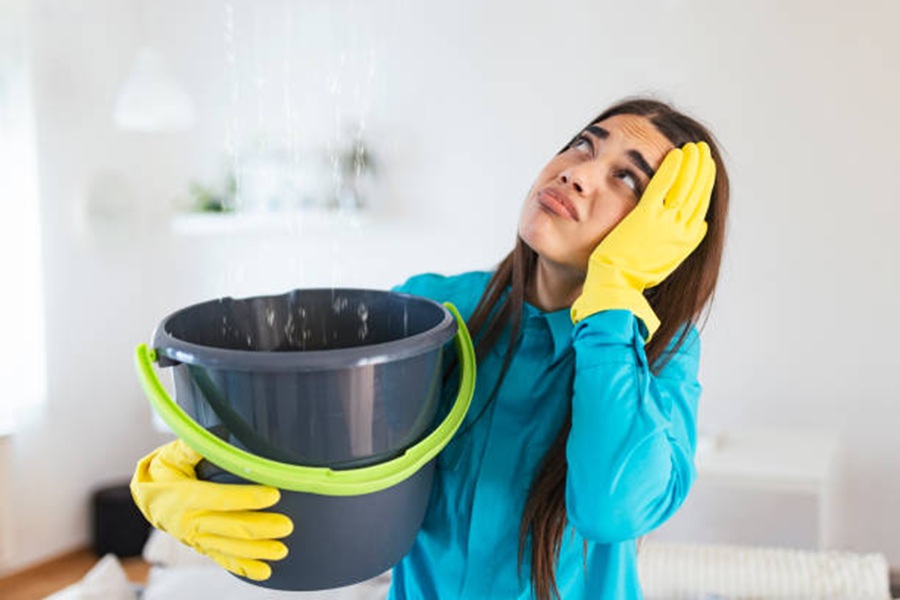 Does Your Roof Leak in Heavy Rain Read This