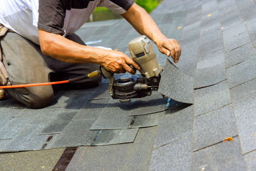 Why Should You Trust a Roofing Company That Offers Detailed Inspections and Photo Reports